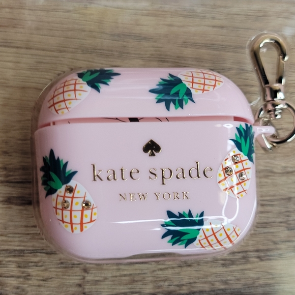 🥂Cyber Monday🥂Kate Spade Jeweled Pineapples Printed AirPods Case NIB - Picture 12 of 13